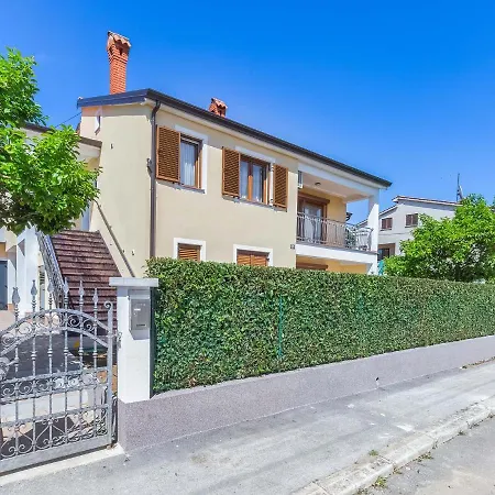 Appartement Rino *