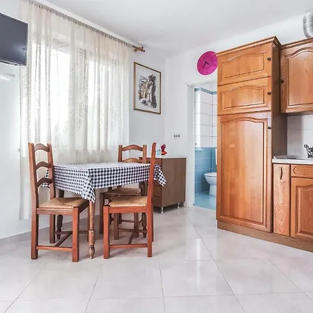 Apartment Rino